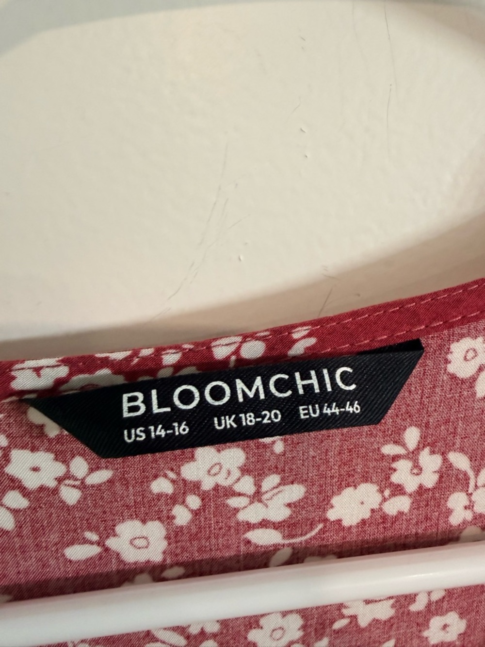 BloomChic Pink Floral Dress Women’s Size 14/16 Short Sleeve V-Neck - Picture 4 of 8